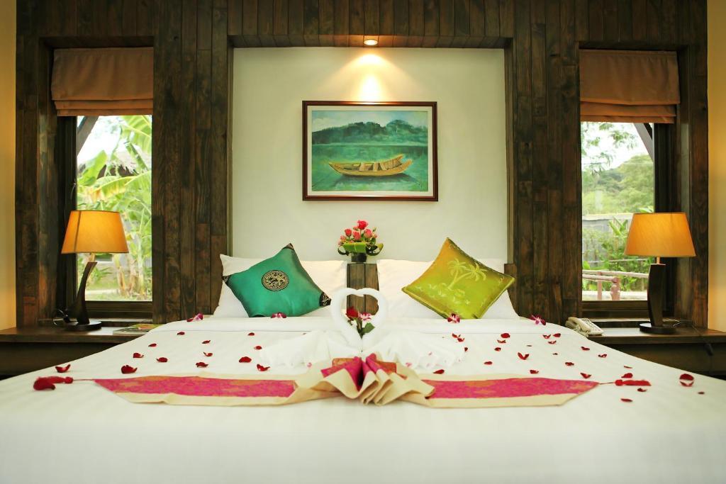 The Villa Laemhin Lagoon Resort Phuket Ruang foto