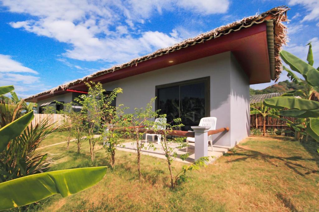 The Villa Laemhin Lagoon Resort Phuket Bagian luar foto