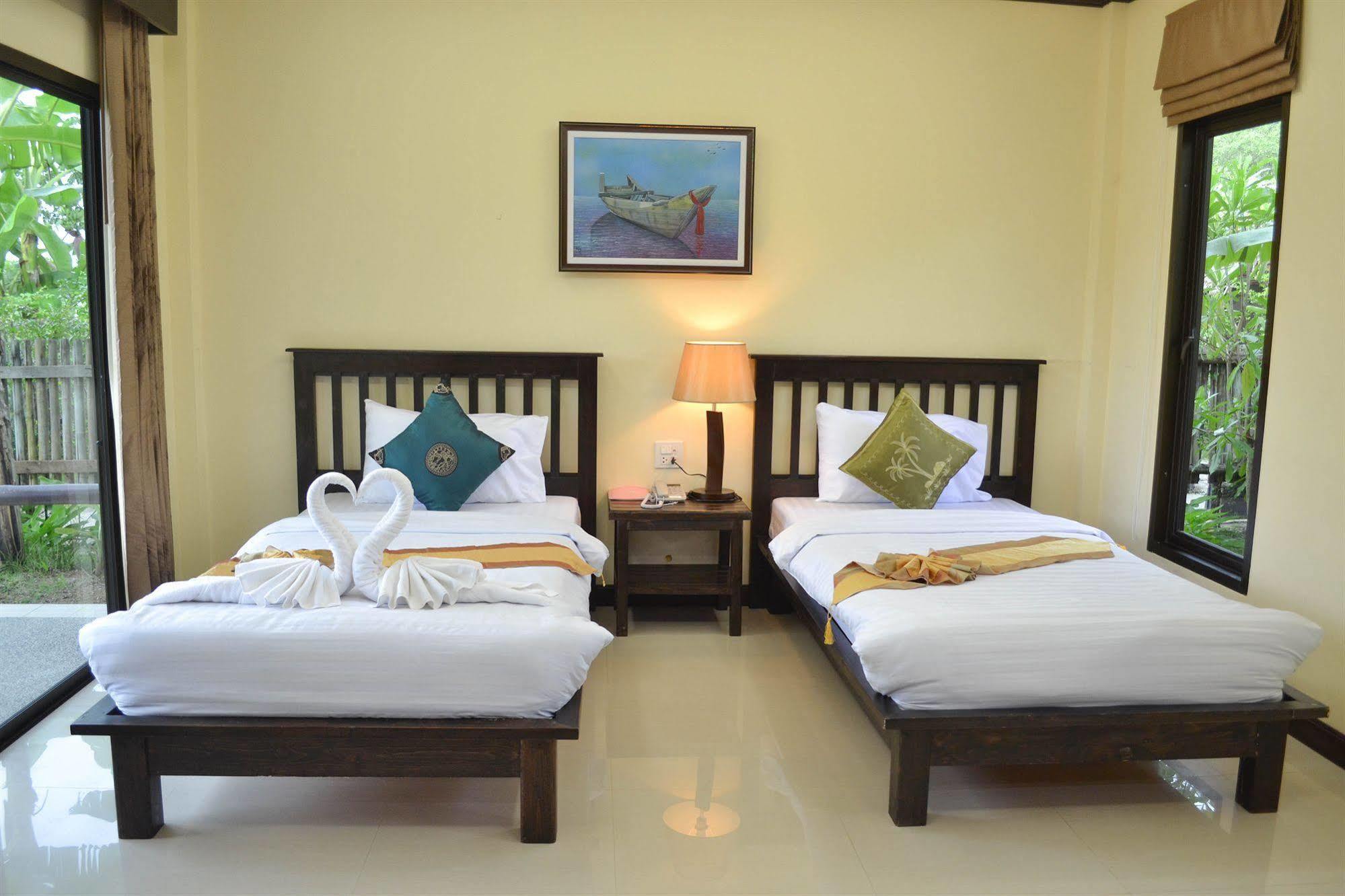 The Villa Laemhin Lagoon Resort Phuket Bagian luar foto